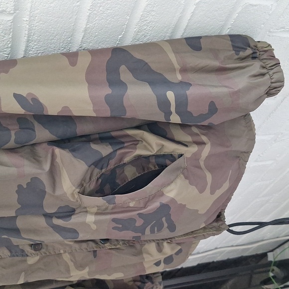 🪖 Zine Camouflage Windbreaker. XL - Picture 5 of 10